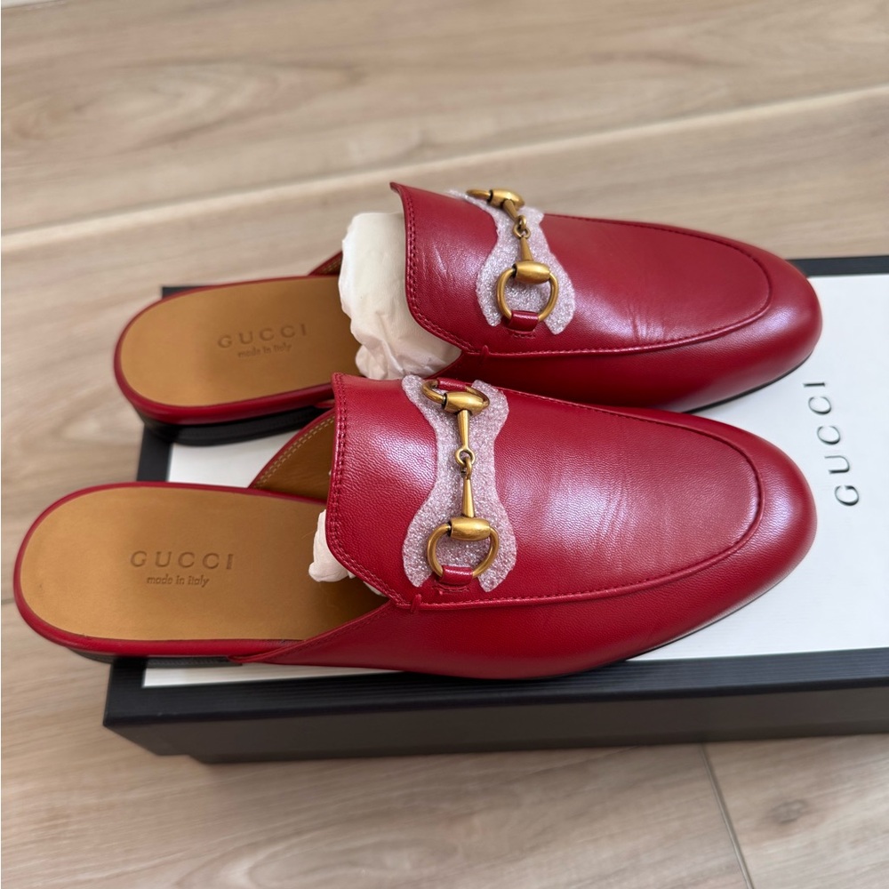 Gucci Red Leather Shoes